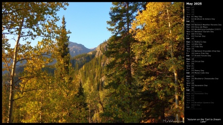 Autumn on the Trail to Dream Lake