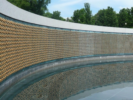 WWII Memorial Freedom Wall